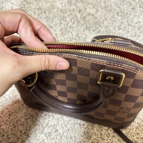 (STOLEN)😭😭😭 - Picture 3 of 9